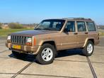 Jeep Cherokee 4.0i Classic, Auto's, Jeep, Gebruikt, Bruin, Origineel Nederlands, Vierwielaandrijving