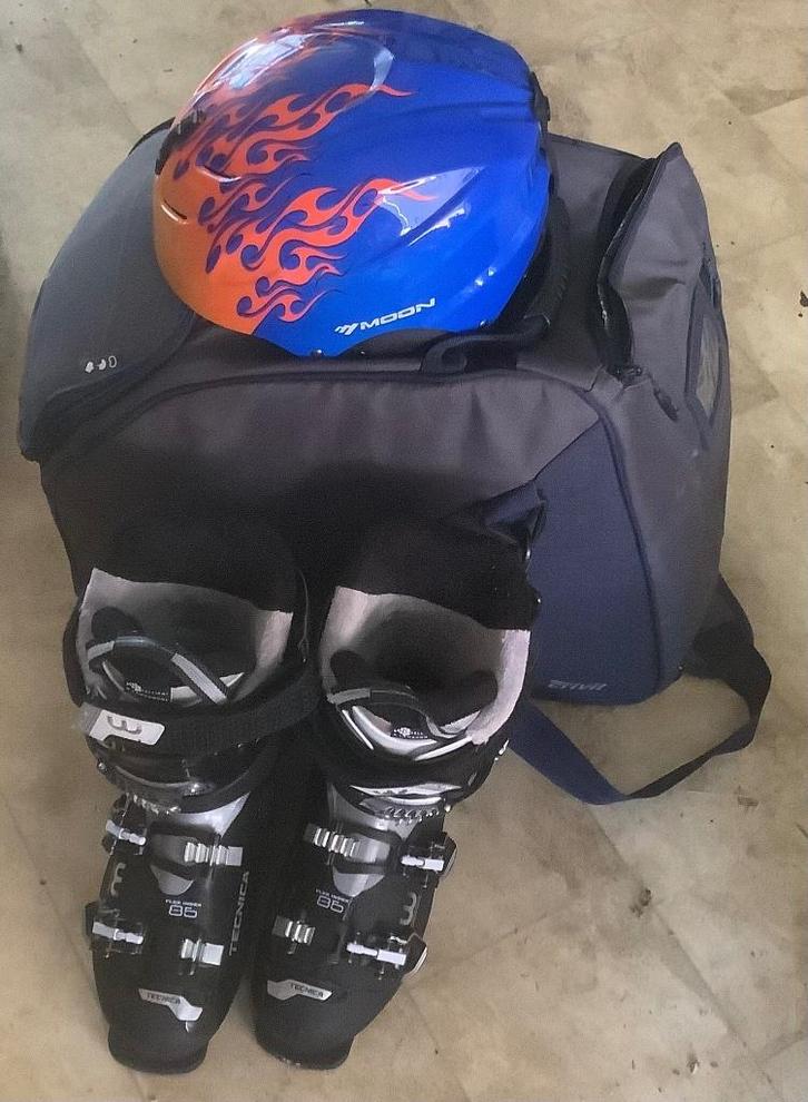 Complete skiset, Sport en Fitness, Skiën en Langlaufen, Zo goed als nieuw, Ski's, Skiën, Atomic, 160 tot 180 cm, Ophalen
