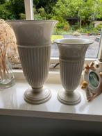 2 Vintage WEDGWOOD VAZEN Creme kleurig, Ophalen of Verzenden