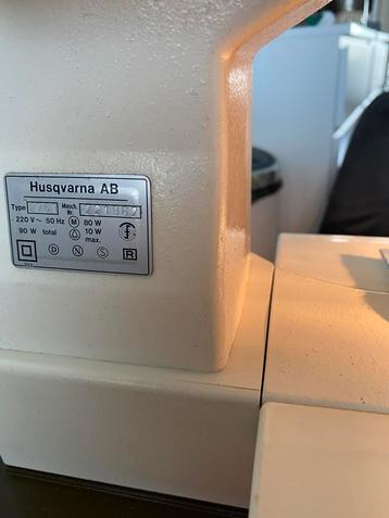 Husqvarna Naaimachine - Model 7751 beschikbaar voor biedingen