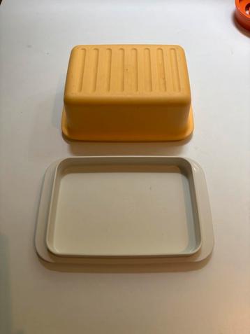 Tupperware Boterbakje Vintage beschikbaar voor biedingen