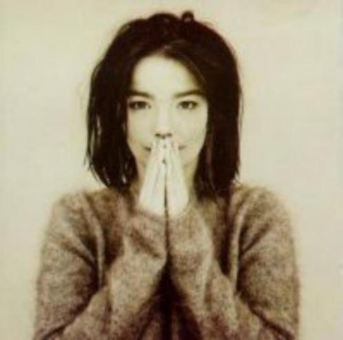 BJORK - Debut - Inclusief Play Dead, Cd's en Dvd's, Cd's | Pop, Zo goed als nieuw, 1980 tot 2000, Ophalen of Verzenden