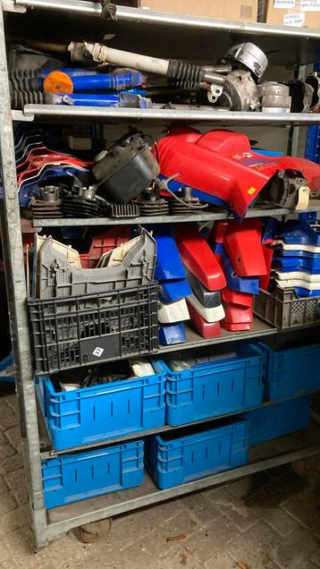 Honda Scoopy SH 50 Gebruikte onderdelen beschikbaar voor biedingen