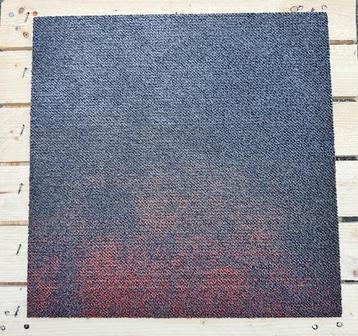 Partij Desso tapijttegels grijs/rood 5m2 #32 nieuw beschikbaar voor biedingen