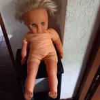 pop, met slaapogen, 60 cm., Kinderen en Baby's, Speelgoed | Poppen, Ophalen of Verzenden, Babypop