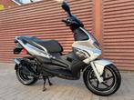 Tekoop, Orginele zeer mooie Gilera Runner 50SP Silver Soul, Fietsen en Brommers, Scooters | Piaggio, Ophalen, Overige modellen