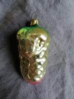B556 oude kerstbal multi dennenappel hoogte 8,5 cm, Ophalen of Verzenden, Gebruikt