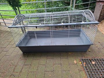 Ferplast konijnen of cavia kooi beschikbaar voor biedingen