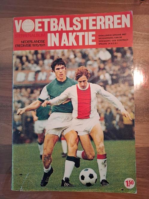 Voetbalsterren in aktie 1970 1971 met handtekeningen, Verzamelen, Sportartikelen en Voetbal, Ajax, Ophalen of Verzenden