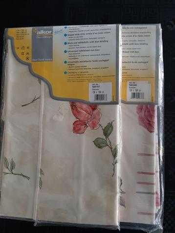 Diverse tafellakens vinyl en polyester (nieuw) 5 stuks beschikbaar voor biedingen