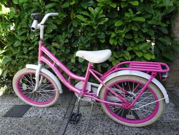 Kinderfiets met standaard, terugtraprem 18 inch € 30,00 vast beschikbaar voor biedingen