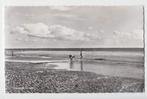 063 Renesse Strand met Mensen Verzonden Kaart B10, Verzenden, 1940 tot 1960, Gelopen, Zeeland