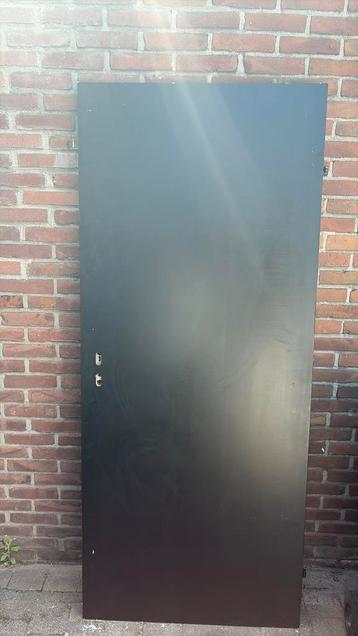 Zwarte deur 85 x 201,5 beschikbaar voor biedingen
