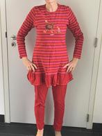 Nieuwe Woody pyjama: lichtgevende print in donker mt 158/164, Nieuw, Woody, Jongen of Meisje, Ophalen of Verzenden