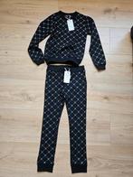 Pak Le Chic, maat 140. Nooit gedragen, Kinderen en Baby's, Kinderkleding | Maat 140, Ophalen of Verzenden, Nieuw, Le Chic, Setje