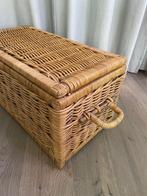 Grote stevige mand met deksel, Huis en Inrichting, Ophalen, Mand, Zo goed als nieuw, Riet