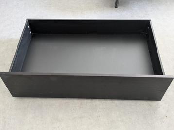 Malm bedlade 4x zwartbruin beschikbaar voor biedingen