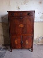 Secretaire Louis Seize, Ophalen