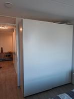 Ikea Hasvik kledingkast met schuifdeuren, zelf ingedeeld, Overige materialen, 200 cm of meer, Zo goed als nieuw, 200 cm of meer
