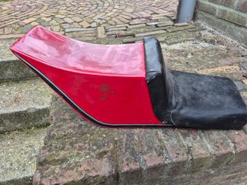 Race zitje 50 of 125cc  beschikbaar voor biedingen