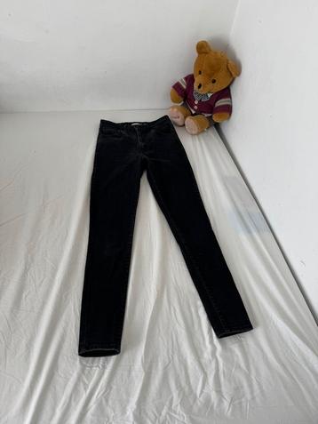 Levi’s “Big E” mile high super skinny jeans beschikbaar voor biedingen