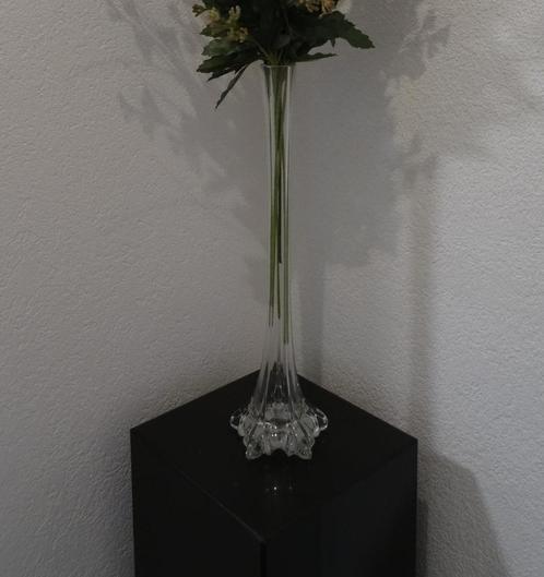 Sierlijke hoge vaas van kristal, Antiek en Kunst, Antiek | Glas en Kristal, Ophalen of Verzenden