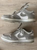 Nike dunk grijs-wit 1 op 1 maat 45, Wit, Nike, Ophalen of Verzenden, Sneakers of Gympen