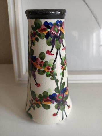 Art Nouveau vaasje keramiek, Carsten Elmshorn, 1910-1920. beschikbaar voor biedingen