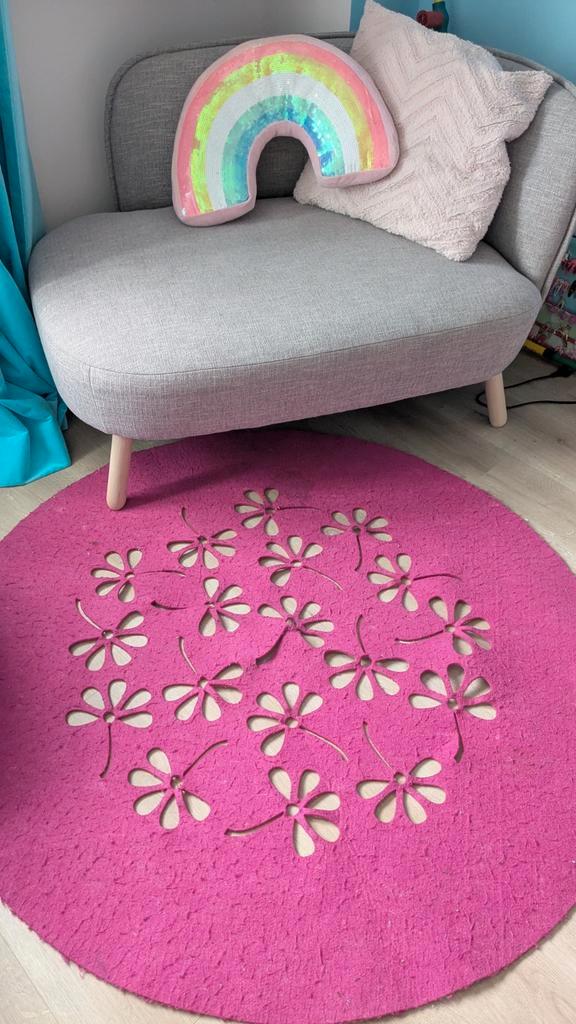 roze vloerkleed wol met bloemen 1,20m, Huis en Inrichting, Stoffering | Tapijten en Kleden, Gebruikt, Rond, Ophalen