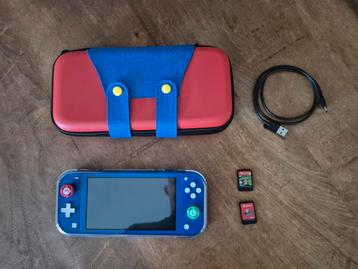 Nintendo switch lite met case laadkabel en 2 games!  beschikbaar voor biedingen