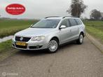 Volkswagen Passat Variant 2.0 FSI Sportline Business Automaa, Auto's, Volkswagen, 4 cilinders, 11 km/l, Euro 4, 750 kg