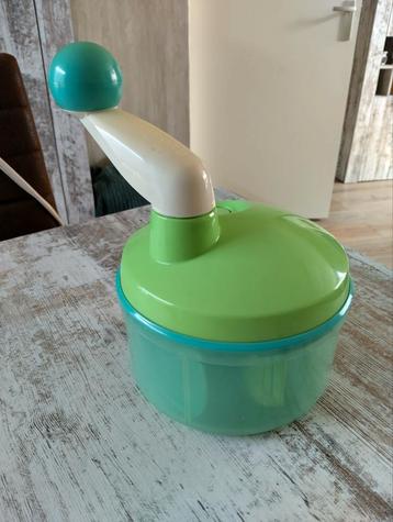 Tupperware. Quick chef beschikbaar voor biedingen