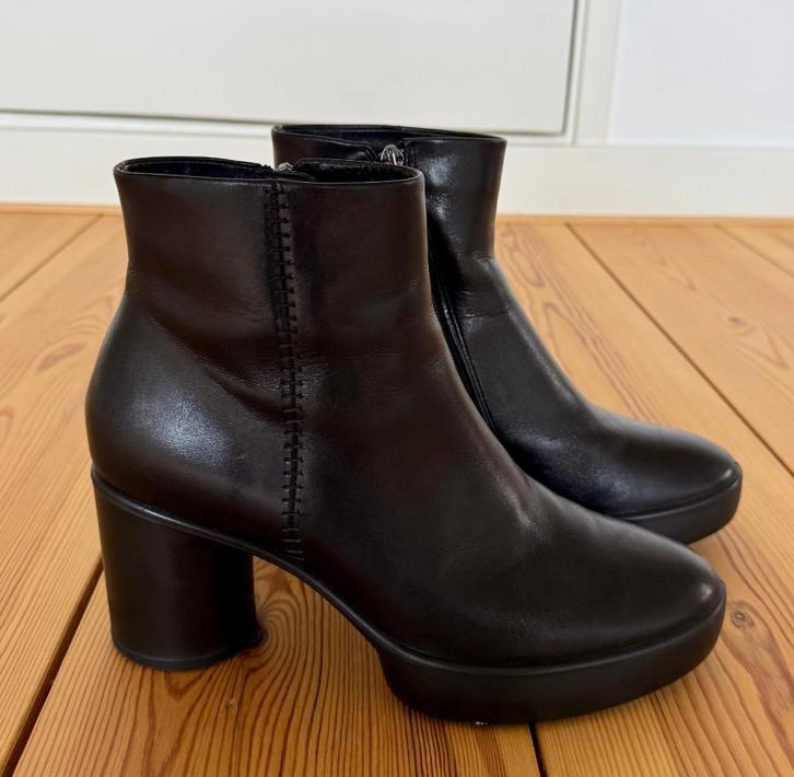 Ecco Shape Laars / Enkellaars - Zwart leer - Maat 40, Kleding | Dames, Schoenen, Zo goed als nieuw, Lage of Enkellaarzen, Zwart
