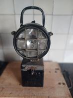 Oude industriële lamp Aka Electric, DDR, vintage, Antiek en Kunst, Curiosa en Brocante, Ophalen of Verzenden