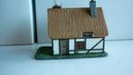 Leuk vakwerkhuis in H0, Gebruikt, Gelijkstroom, Brug, Tunnel of Gebouw, Trix