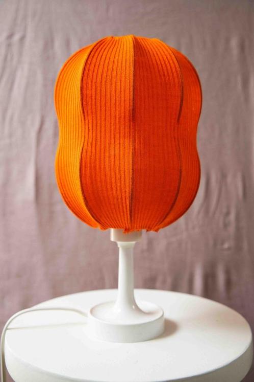Vintage tafellamp Solaro, Huis en Inrichting, Lampen | Tafellampen, Zo goed als nieuw, Minder dan 50 cm, Kunststof, Stof, Ophalen of Verzenden