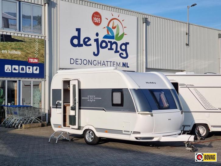 Hobby De Luxe 400 SFE - Cassette luifel -, Caravans en Kamperen, Caravans, Bedrijf, tot en met 3, 1000 - 1250 kg, Treinzit, Hobby