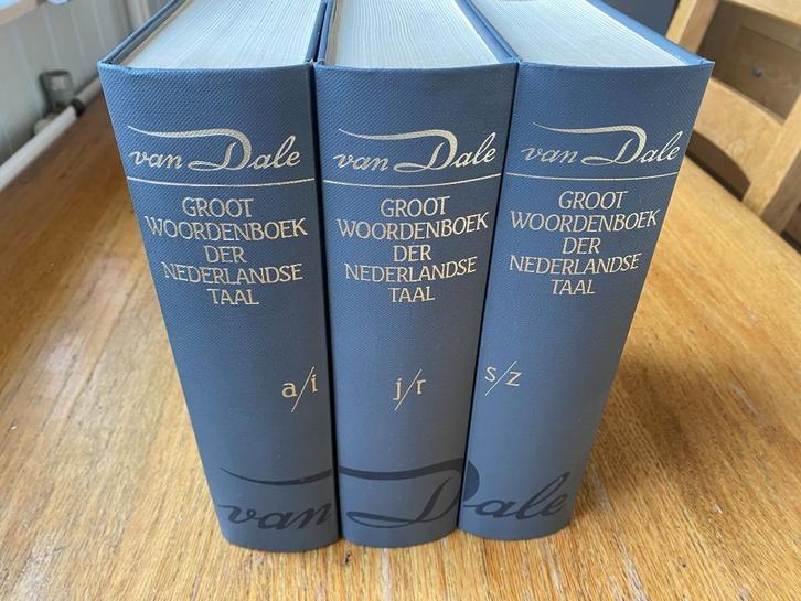 Van Dale - Groot woordenboek der Nederlandse taal (3 delen), Boeken, Woordenboeken, Zo goed als nieuw, Nederlands, Van Dale, Ophalen of Verzenden