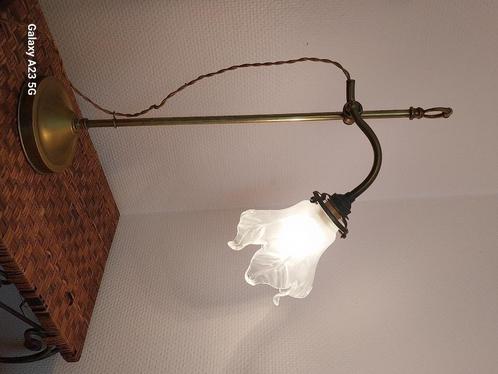 Art deco tafellamp messing en tulp, Antiek en Kunst, Antiek | Lampen, Ophalen of Verzenden