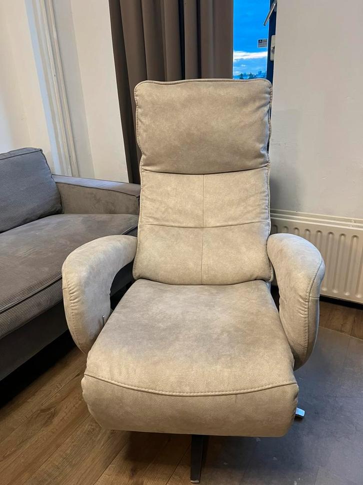 Hukla stoel grijs, Huis en Inrichting, Fauteuils, Zo goed als nieuw, Leer, 50 tot 75 cm, Minder dan 75 cm, Ophalen