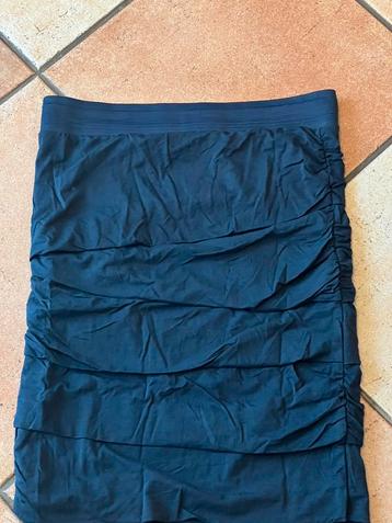 Question? Koker Rok   kleur: donkerblauw   maat : xl beschikbaar voor biedingen