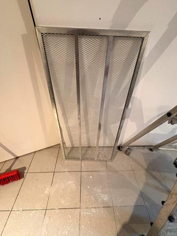 RVS Rek / Stelling beschikbaar voor biedingen