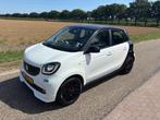 Smart Forfour 1.0 Brabus Edition 5 deurs 16 "led 2015 Airco, Achterwielaandrijving, Gebruikt, 4 stoelen, Wit
