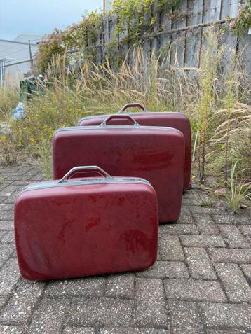 3 stevige koffers van Samsonite beschikbaar voor biedingen