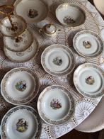 Prachtig Frans Porseleinen Servies, Antiek en Kunst, Antiek | Servies compleet, Ophalen of Verzenden