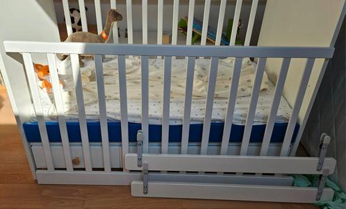 Gonat Ikea babybed,  met Ikea bedbodem en Ikea matras, Kinderen en Baby's, Kinderkamer | Bedden, Gebruikt, Minder dan 140 cm, Minder dan 70 cm