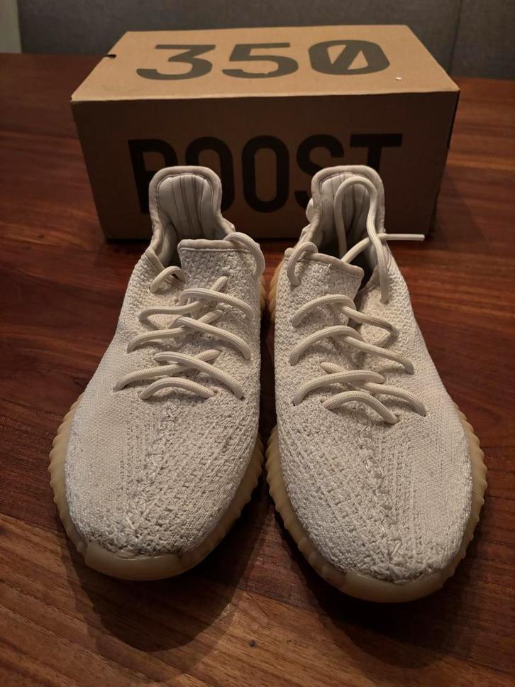 Yeezy Boost 350 maat 38 wit, Kleding | Dames, Schoenen, Zo goed als nieuw, Sneakers of Gympen, Beige, Ophalen of Verzenden