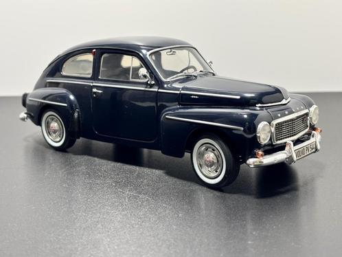 Modelauto. Volvo PV544 kattenrug, Hobby en Vrije tijd, Modelauto's | 1:18, Zo goed als nieuw, Auto, Revell, Ophalen of Verzenden