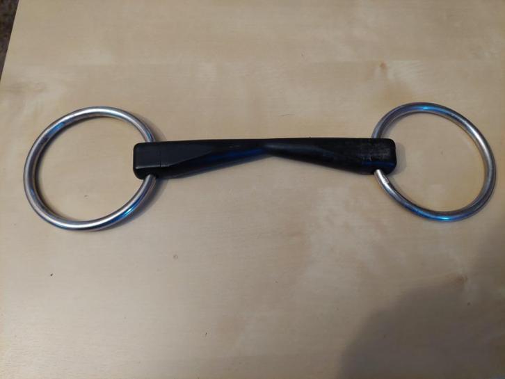 HS Sprenger Duo bit, zwart kunststof, Dieren en Toebehoren, Paarden en Pony's | Hoofdstellen en Tuigage, Zo goed als nieuw, Ophalen of Verzenden