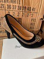 Te koop partij 250 paar dames schoenen, Diversen, Ophalen, Nieuw